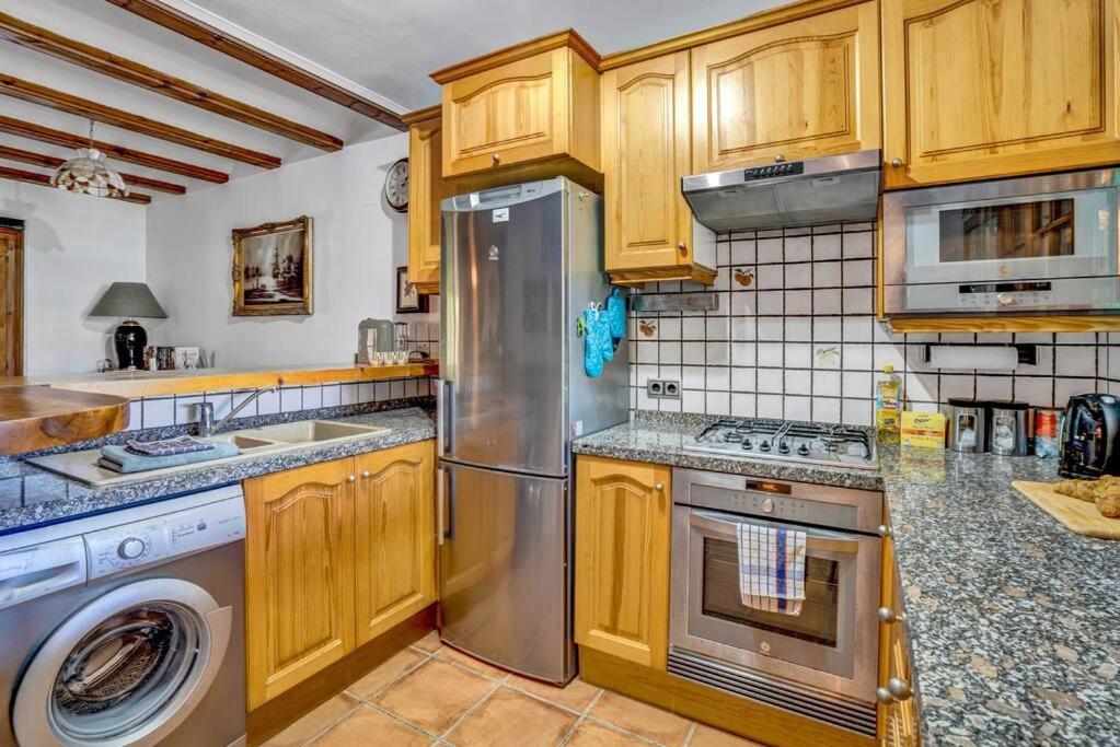 La Isla Casa Barnaby Villa Platja de Larenal Dış mekan fotoğraf