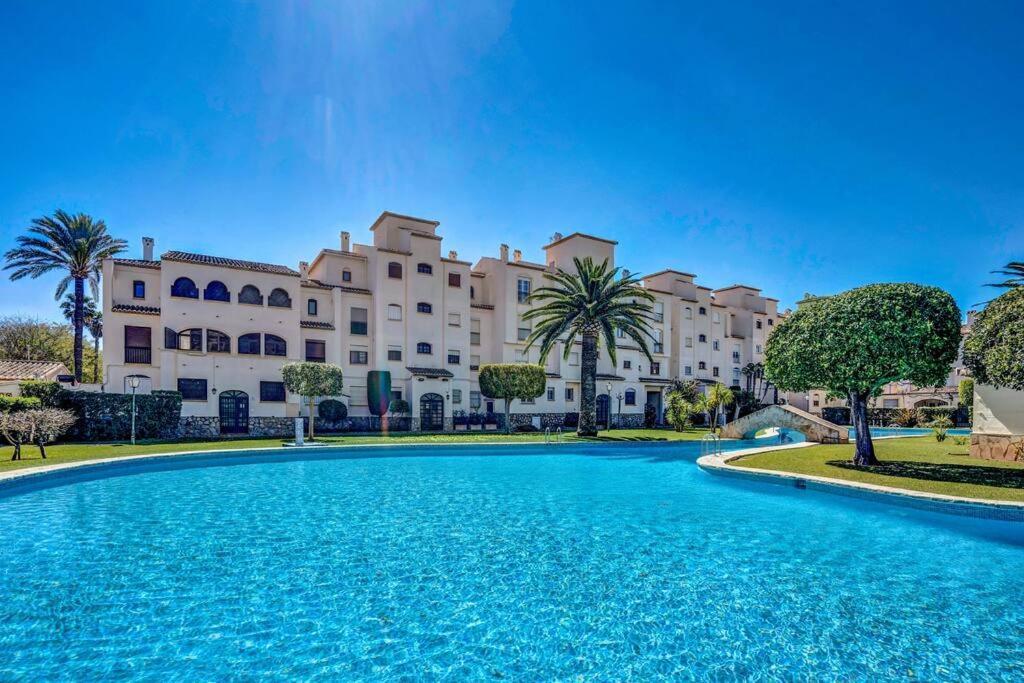 La Isla Casa Barnaby Villa Platja de Larenal Dış mekan fotoğraf