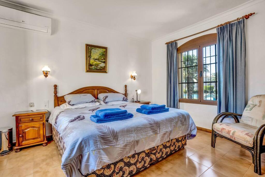 La Isla Casa Barnaby Villa Platja de Larenal Dış mekan fotoğraf